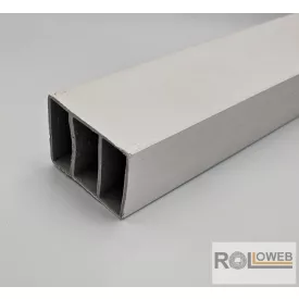 Műanyag kiemelő 30x50 mm-es profilból